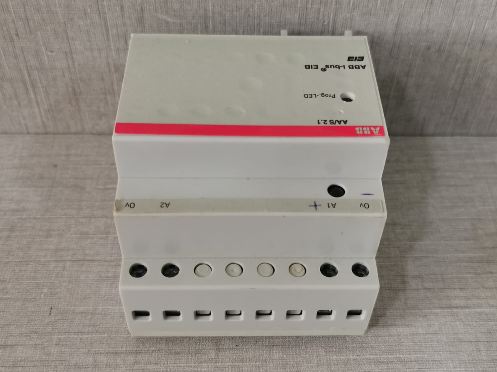 ABB GHQ 605 0055 R0011 ABB AA/S 2.1 ANALOGUE ACTUATOR 2-FOLD GHQ 605 0055 R0011 3