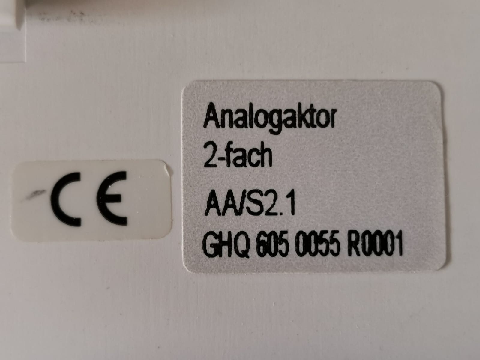 ABB GHQ 605 0055 R0011 ABB AA/S 2.1 ANALOGUE ACTUATOR 2-FOLD GHQ 605 0055 R0011 7