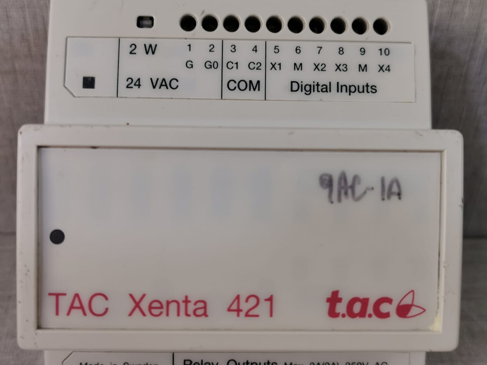 Schneider Electric XENTA-421 TAC XENTA 421 CONTROLLER I/O MODULE 0-073-0241-1 3
