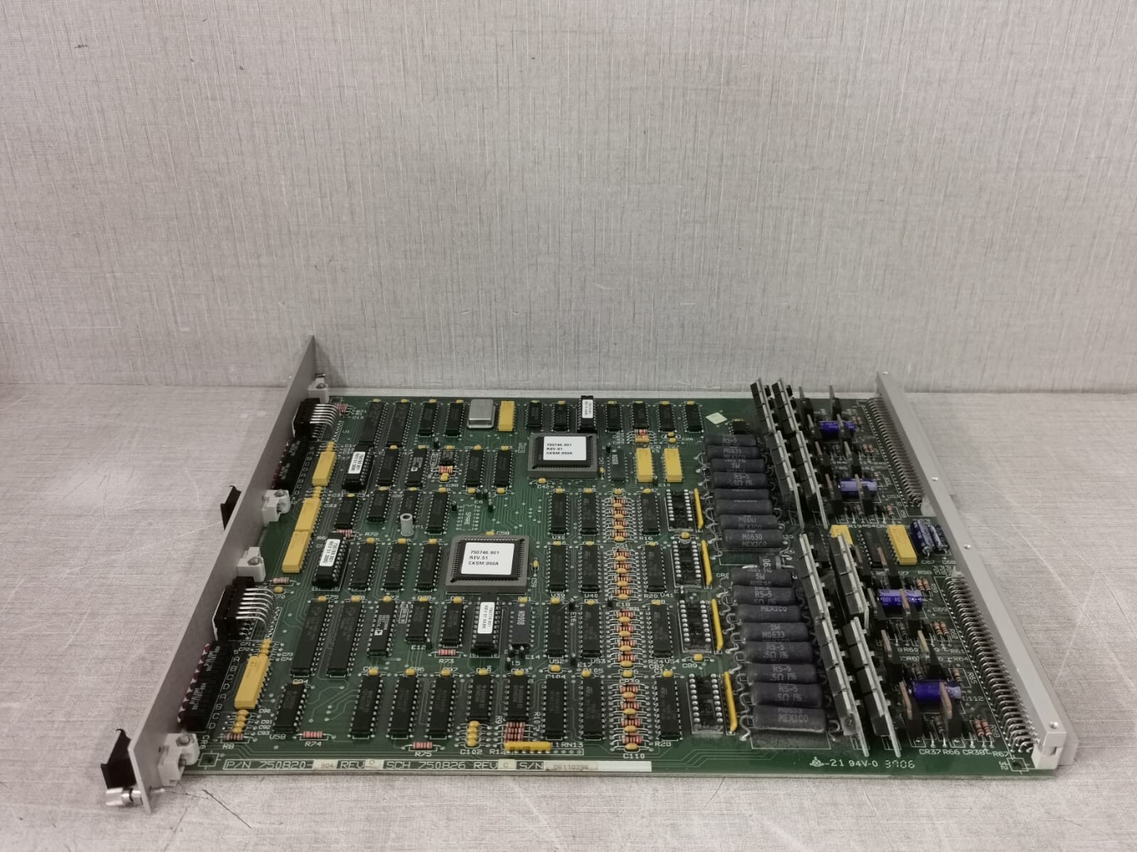 Siemens SCH 750826 REV.C SIEMENS 750820-904 REV O /SCH 750826 REV.C MOTOR CONTROL BOARD 6