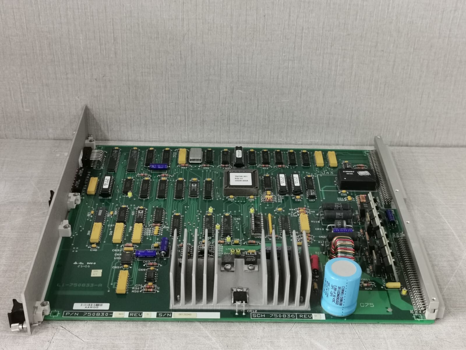 Siemens SCH 750836 REV.D SIEMENS 750830-903 REV.S /SCH 750836 REV.D PHOTOMETER CONTROL BOARD 9
