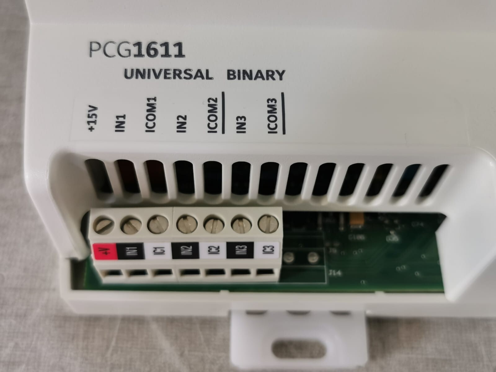 Johnson Controls FX-PCG1611-1 PCG1611 Johnson Controls FX-PCG1611-1 Programmable Controller 2