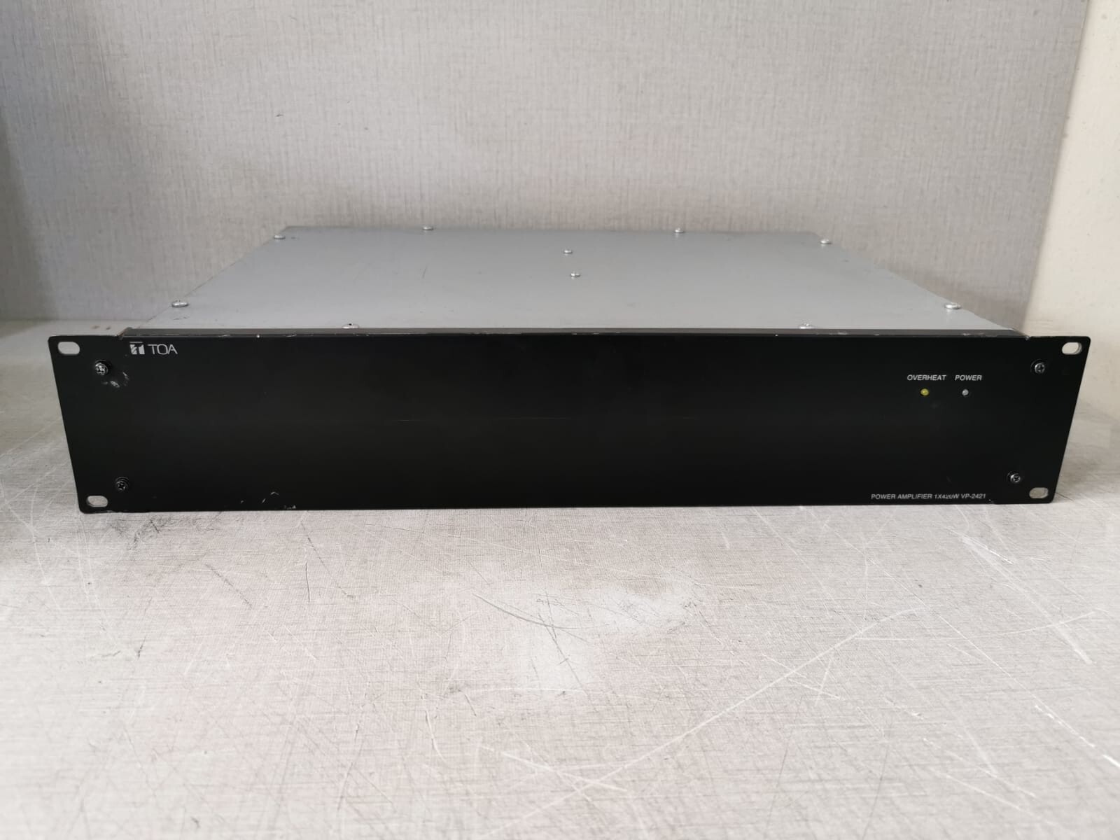 TOA CORPORATION VP-2421 TOA VP-2421 Power Amplifier 1x420W 6