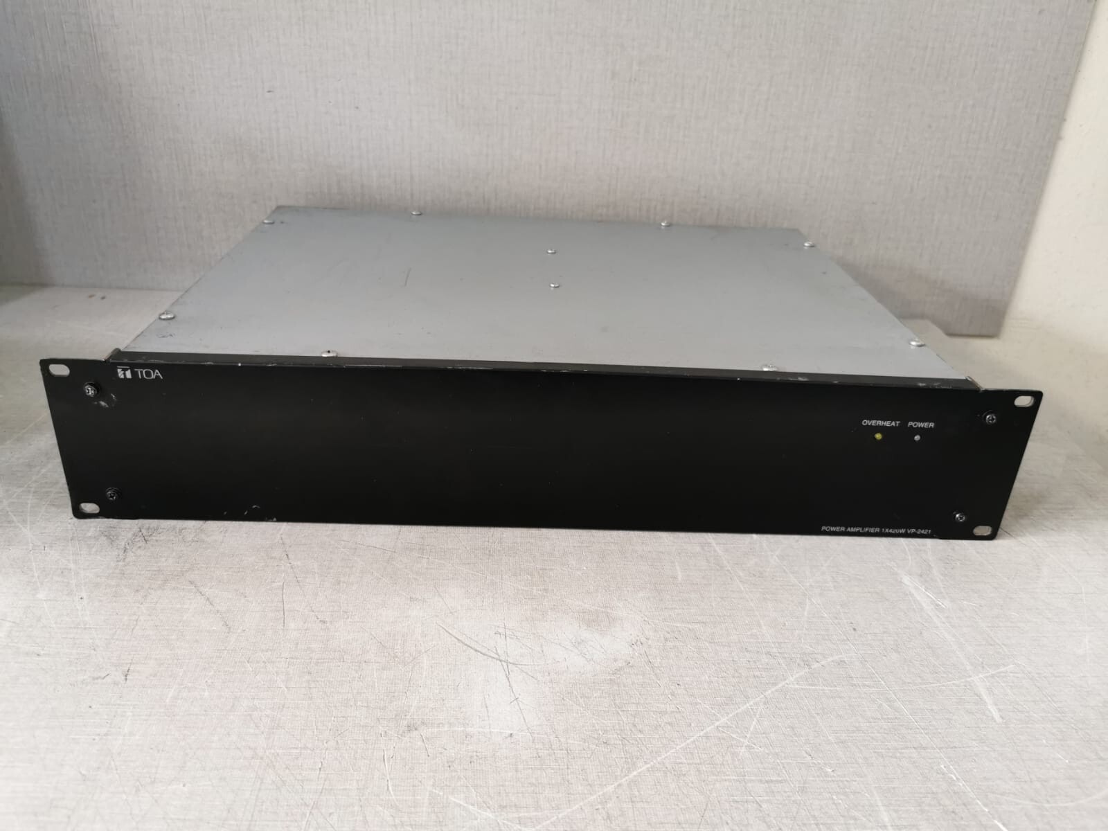 TOA VP-2421 Power Amplifier 1x420W