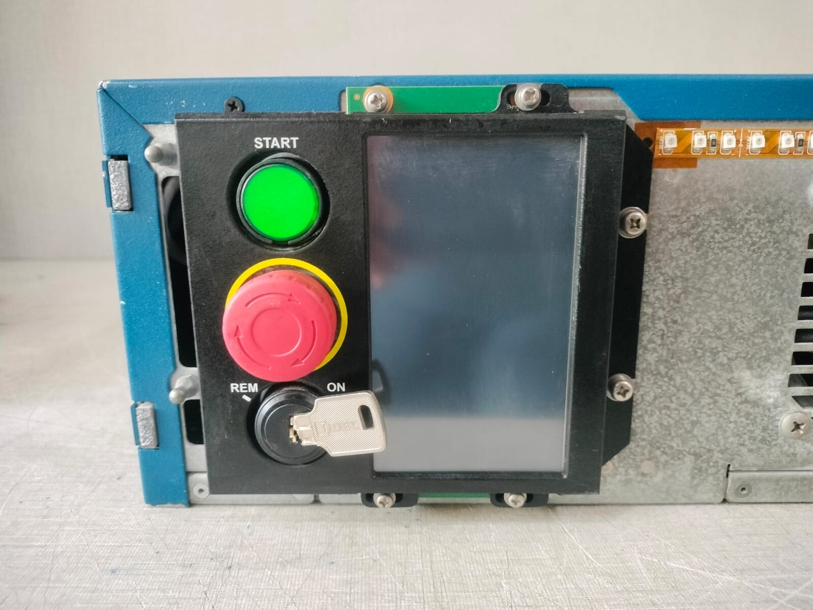 IPG LASER YLR-30** IPG LASER YLR-30 MODULE 100-240 VAC1PH 50/60 Hz 8