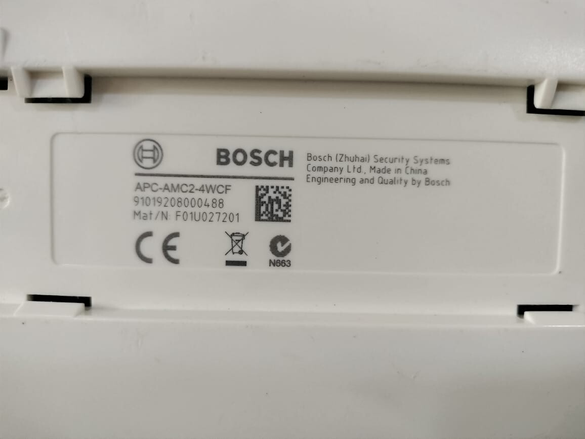 Bosch APC-AMC2-4WCF BOSCH APC-AMC2-4WCF CONTROL PANEL - BROKEN CASE 9