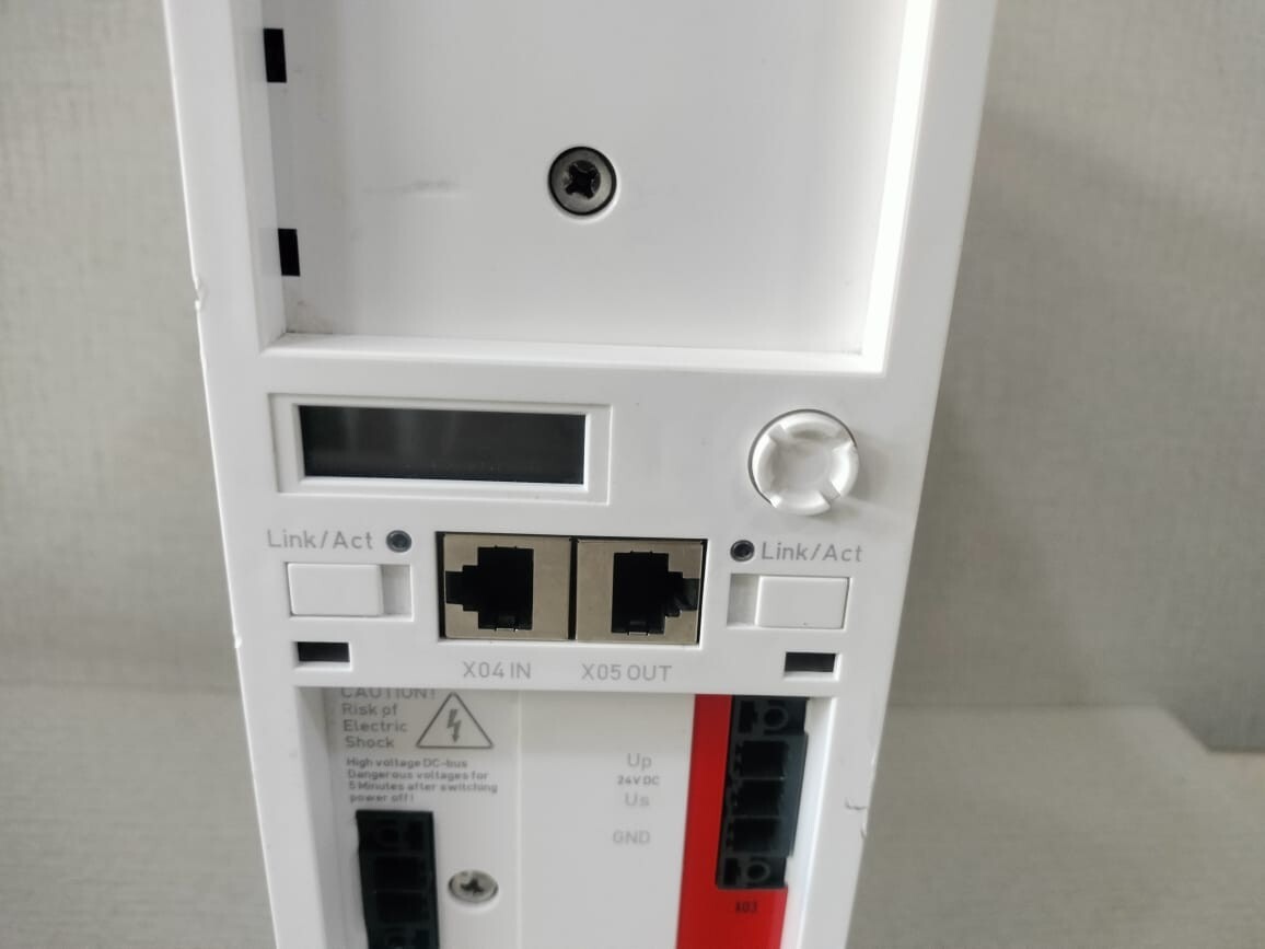 Beckhoff AX5021-0000 BECKHOFF AX5021-0000 15 OHM 50/60Hz SERVER DRIVER 7