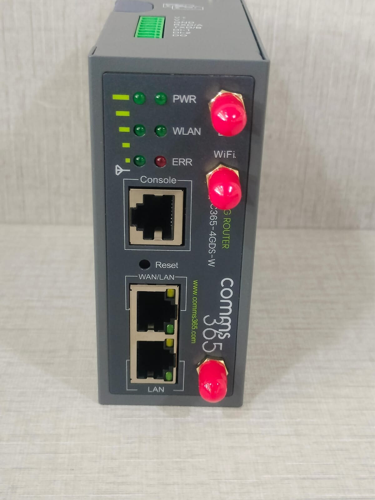 COMMS 365 C365-4GDS-W COMMS 365 C365-4GDS-W INDUSTRIAL 4G ROUTER 2