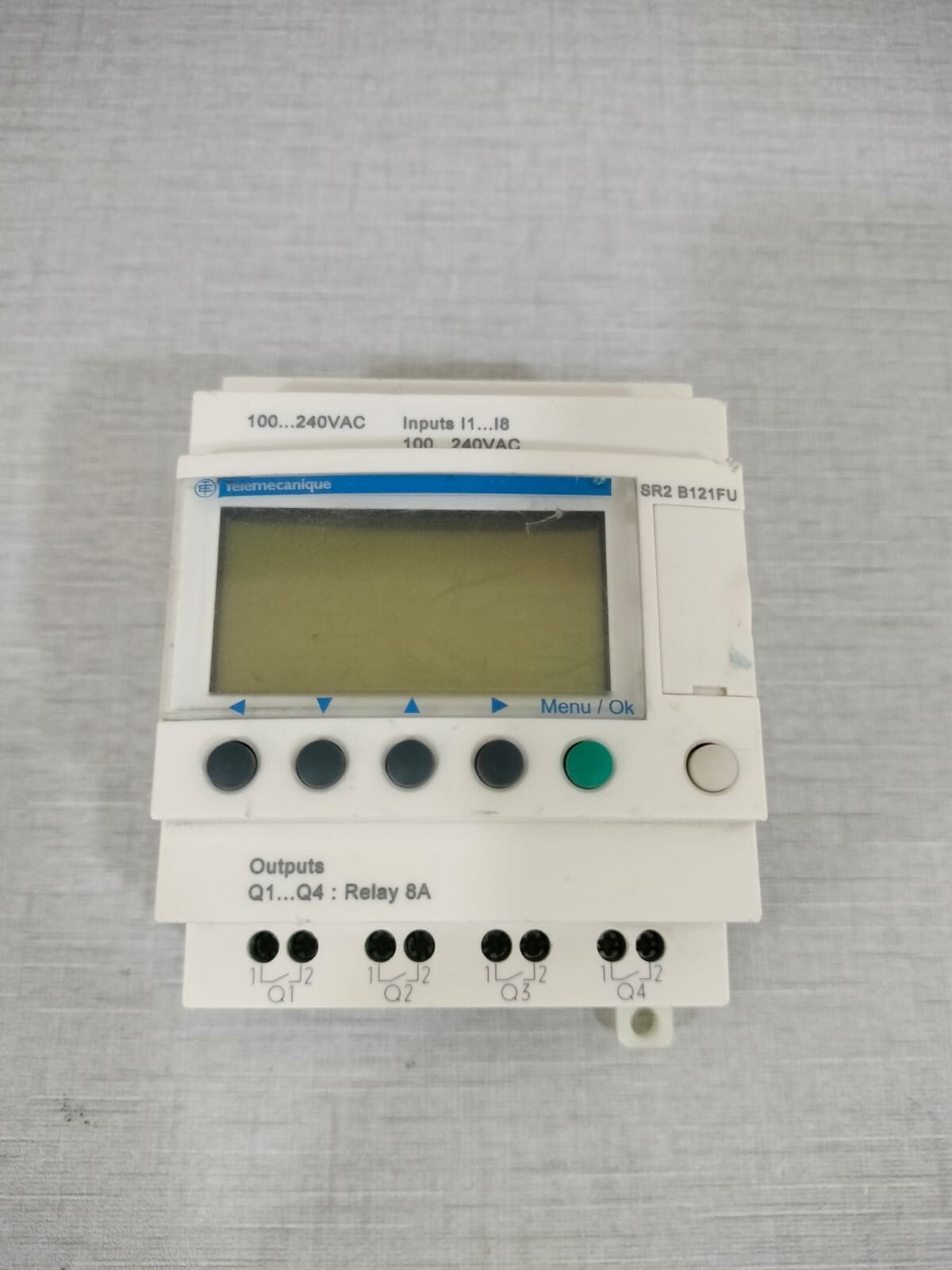 Schneider Electric SR2 B121FU TELEMECANIQUE SR2 B121FU 100-240VAC LOGIC RELAY 3