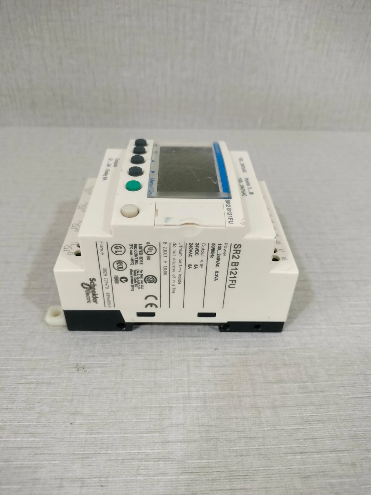 Schneider Electric SR2 B121FU TELEMECANIQUE SR2 B121FU 100-240VAC LOGIC RELAY 4
