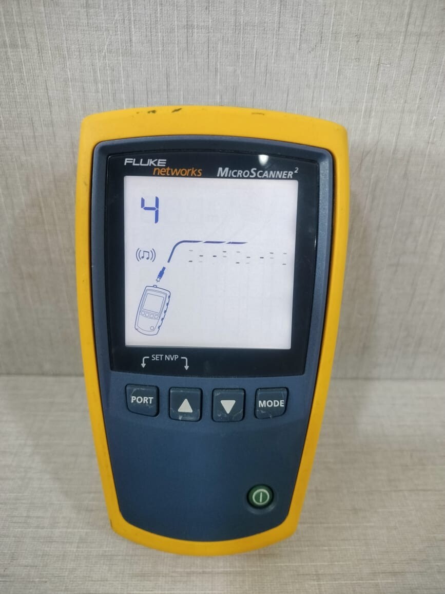 Fluke NETWORKS FLUKE NETWORKS MICROSCANNER² CABLE TESTER 4