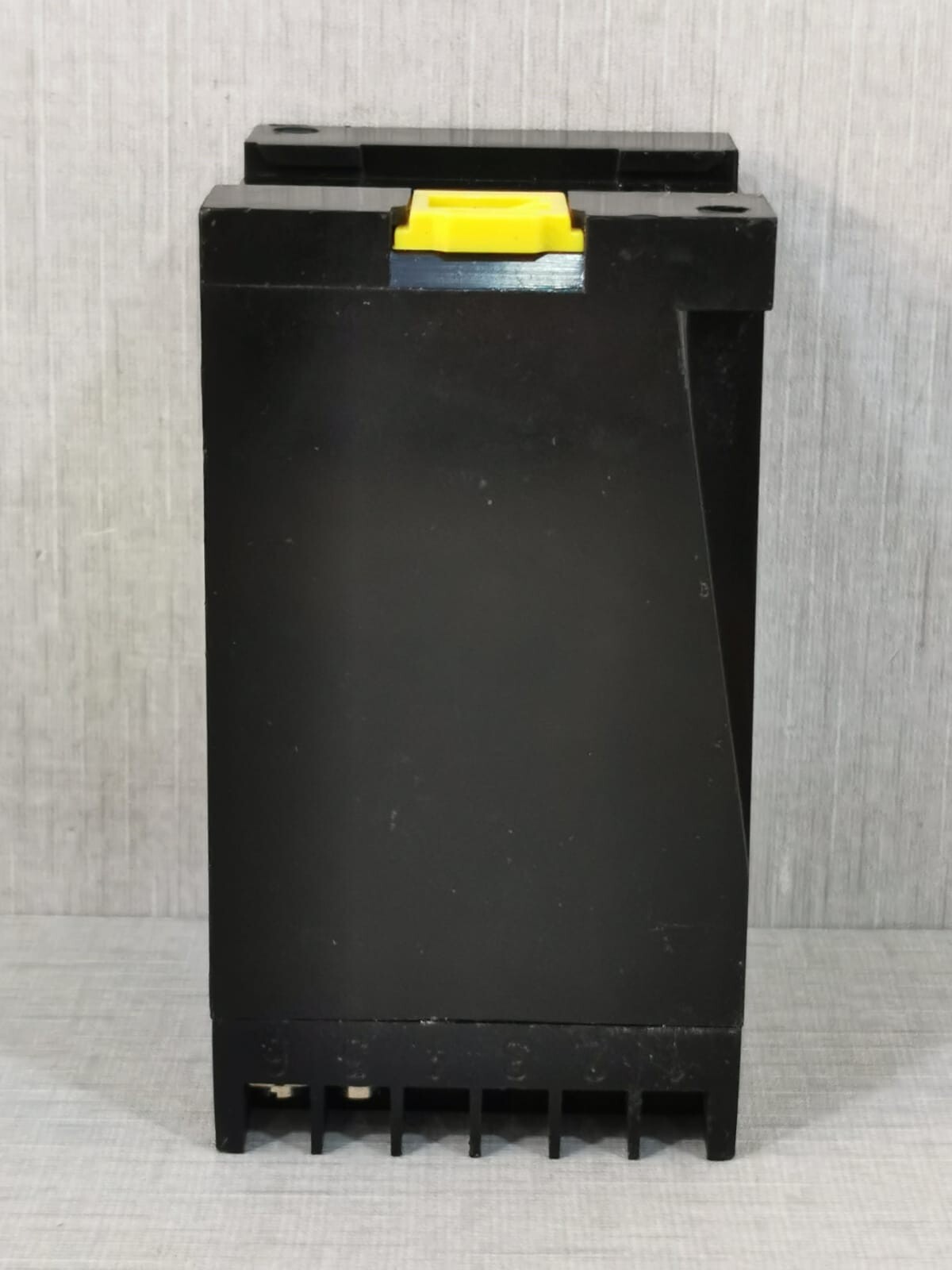 SUB-ZERO VMRC-10/3 SUB-ZERO VMRC-10/3 THREE PHASE LINE VOLTAGE MONITOR 5