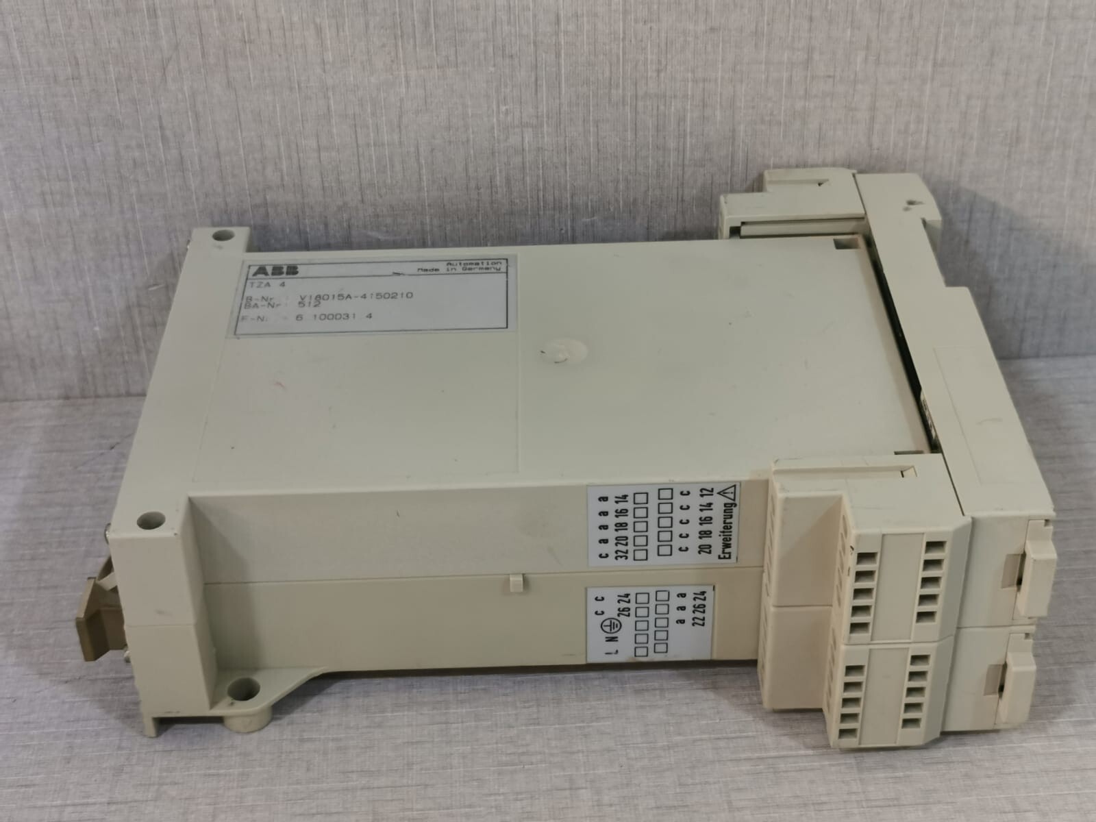 ABB V18015A-4150210 ABB TZA4 DIGITAL MEASURING COMPUTER V18015A-4150210 6