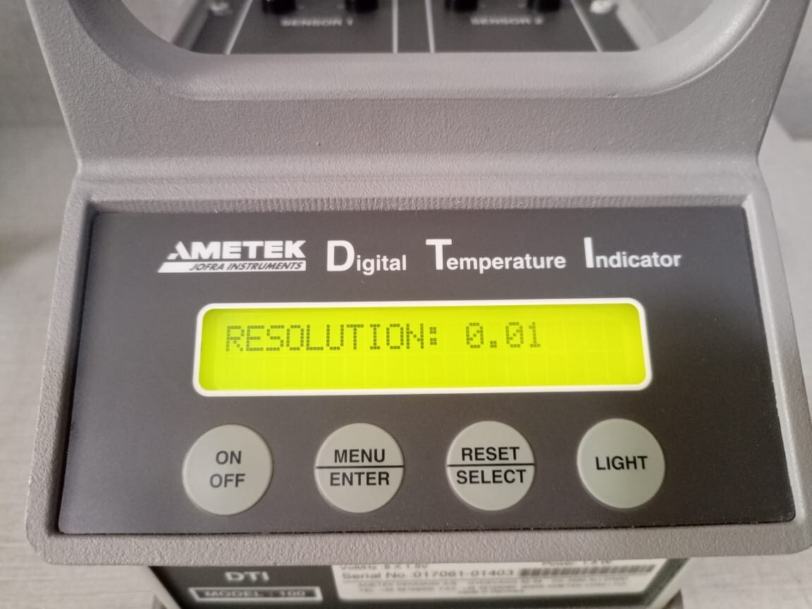 AMETEK DTI-100 Ametek Calibration Instruments DTI-100 Digital Temperature Indicator 8