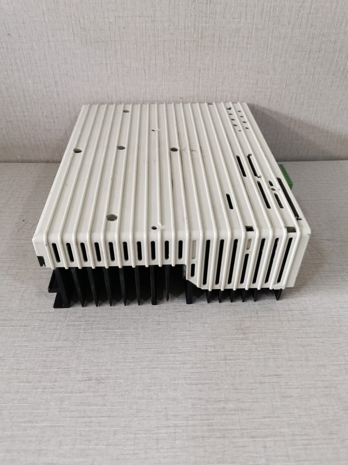 Moeller DF4-340-1K5 Moeller DF4-340-1K5 Frequency Inverter 1.5kW 9