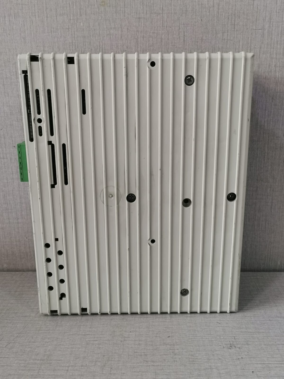 Moeller DF4-340-1K5 Moeller DF4-340-1K5 Frequency Inverter 1.5kW 10