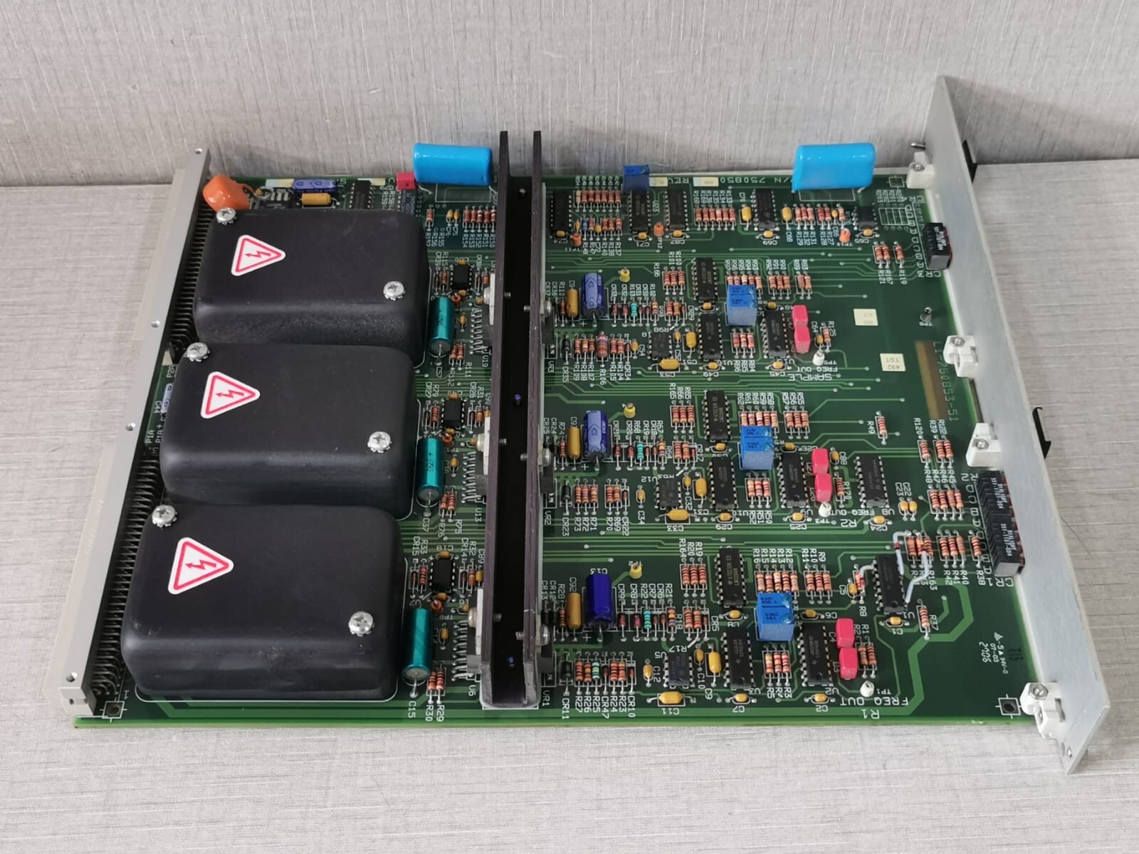 Siemens 750850-909 SIEMENS 750850-909 REV. R Ultrasonics Industrial Board 9