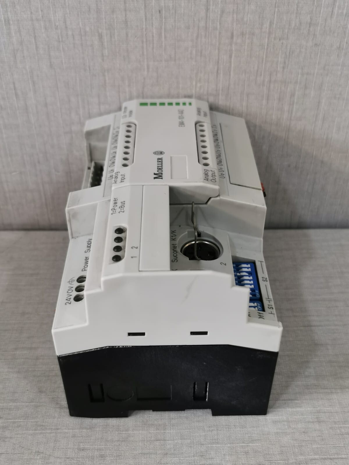 Moeller EM4-101-AA2 MOELLER EM4-101-AA2 ANALOG MODULE 6