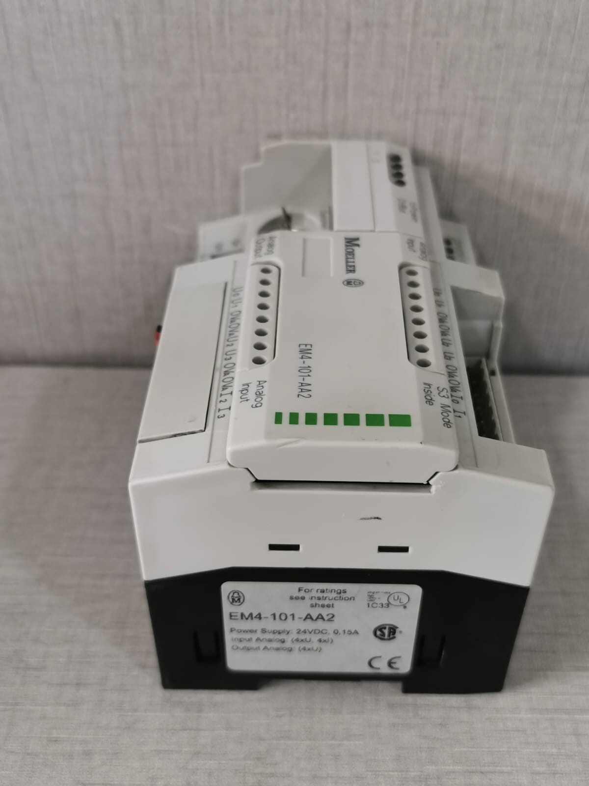 Moeller EM4-101-AA2 MOELLER EM4-101-AA2 ANALOG MODULE 8