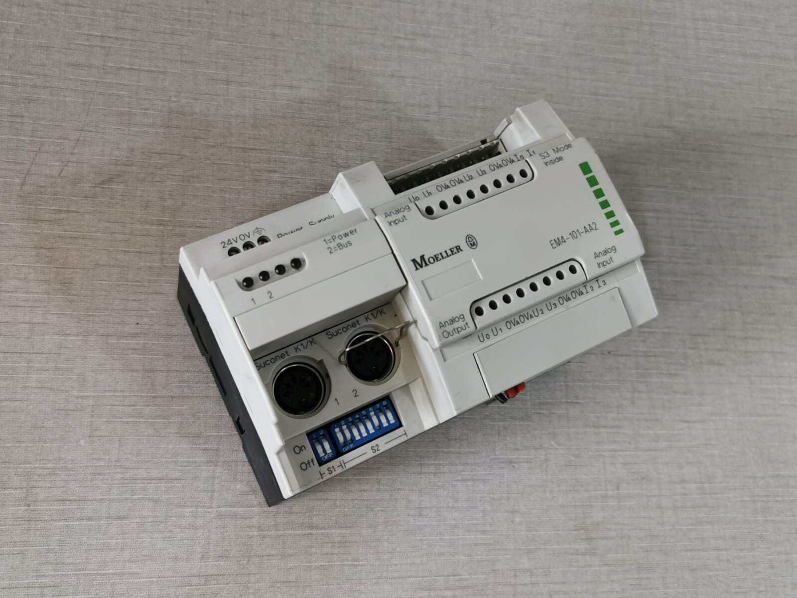 Moeller EM4-101-AA2 MOELLER EM4-101-AA2 ANALOG MODULE 9