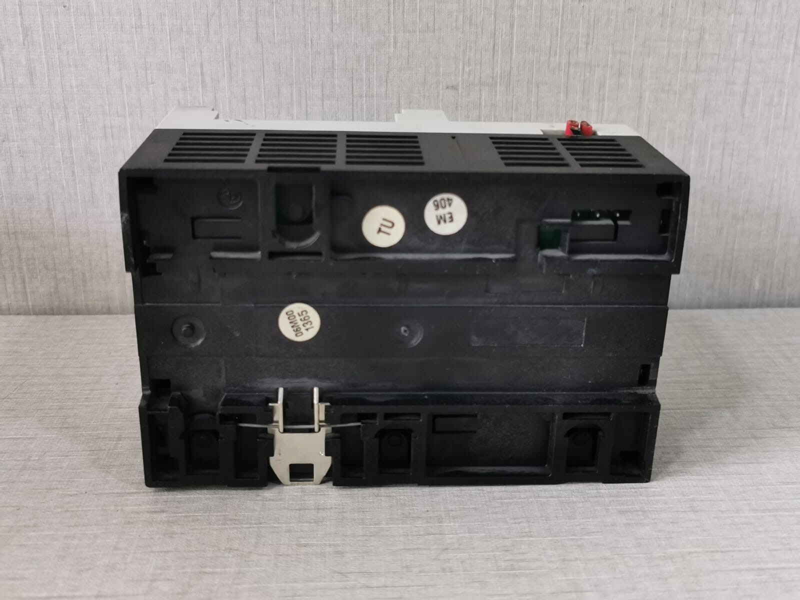 Moeller EM4-101-AA2 MOELLER EM4-101-AA2 ANALOG MODULE 10