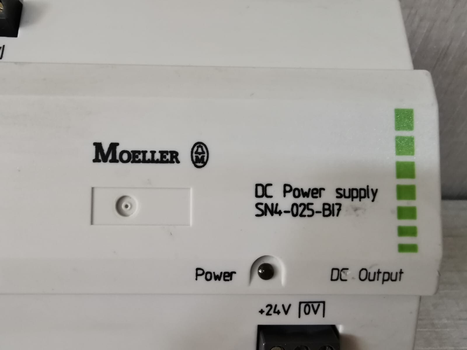 Moeller SN4-025-B17 Moeller SN4-025-B17 DC Power Supply 2