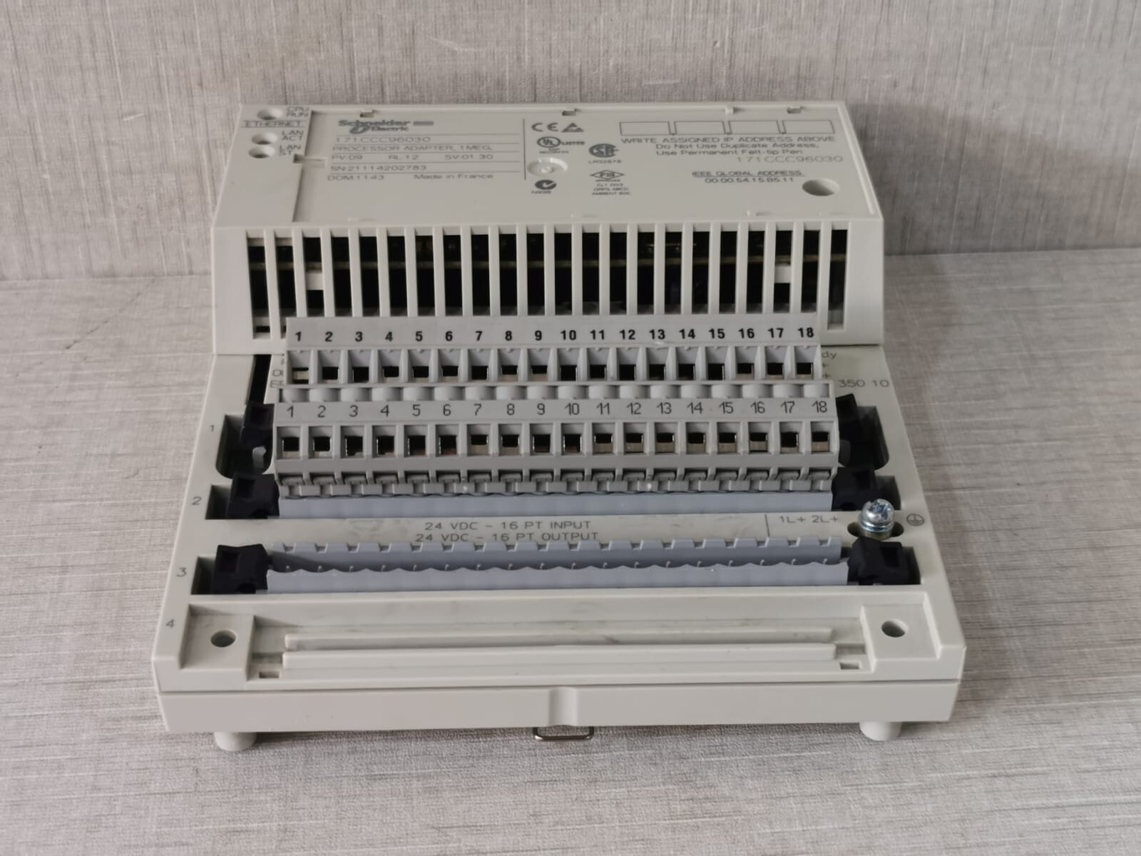 Schneider Electric 171CCC96030 Schneider Electric 171CCC96030 Processor Adapter with BASE 170ADM35010 6