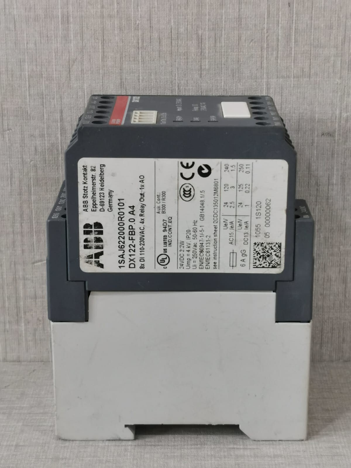 ABB 1SAJ622000R0101 ABB DX122 /1SAJ622000R0101 DX122-FBP.0 A4 MODULE FOR UMC100-WITHOUT COVER 4