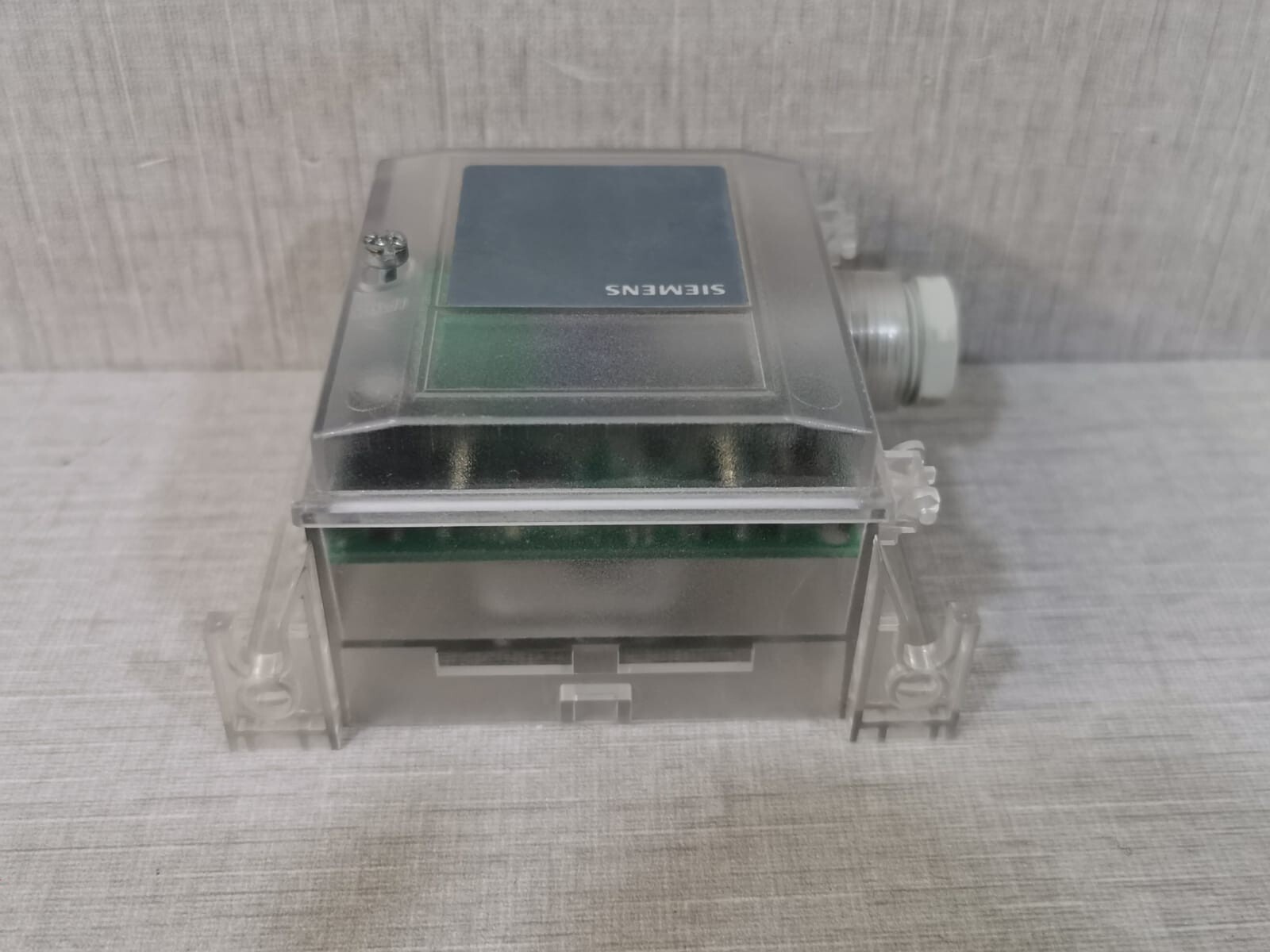 Siemens QBM3020-1 Siemens QBM3020-1 Air Differential Pressure Sensor 6