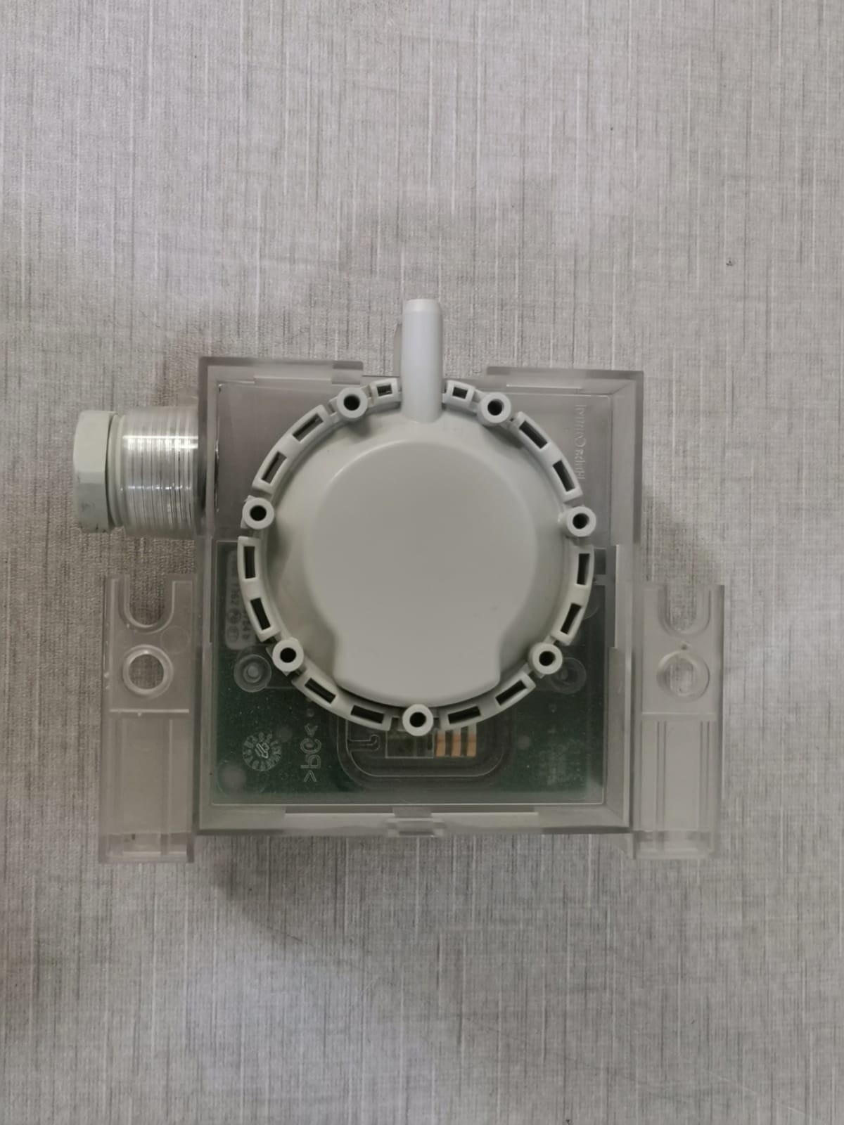 Siemens QBM3020-1 Siemens QBM3020-1 Air Differential Pressure Sensor 8