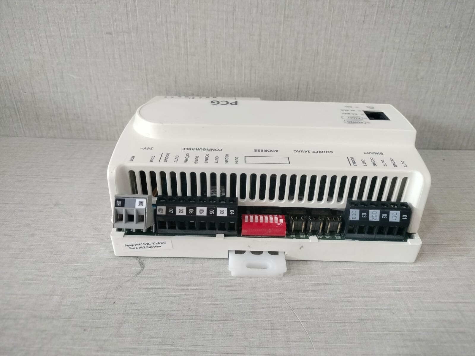 Johnson Controls PCG1611 FX-PCG1611-1 JOHNSON CONTROLS PCG1611 FX-PCG1611-1 REV Y S/W VER 6.2 RY11825 7