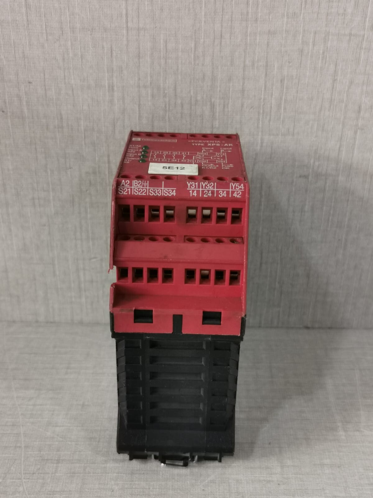 Schneider Electric XPSAK311144 Schneider Electric XPS-AK PREVENTA-Safety Relay XPSAK311144 6
