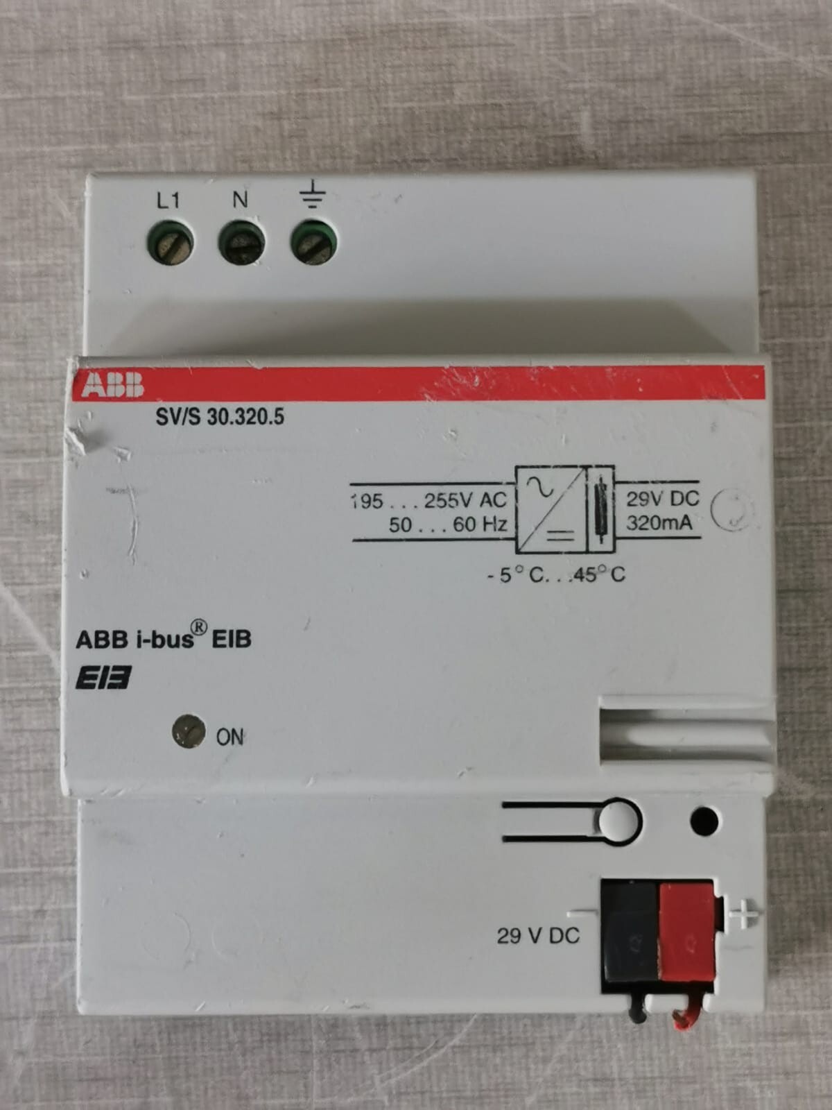 ABB GHQ6310038R0111 GHQ6310038R0111 ABB i-bus SV/S 30.320.5 Power Supply- 29 VDC 2