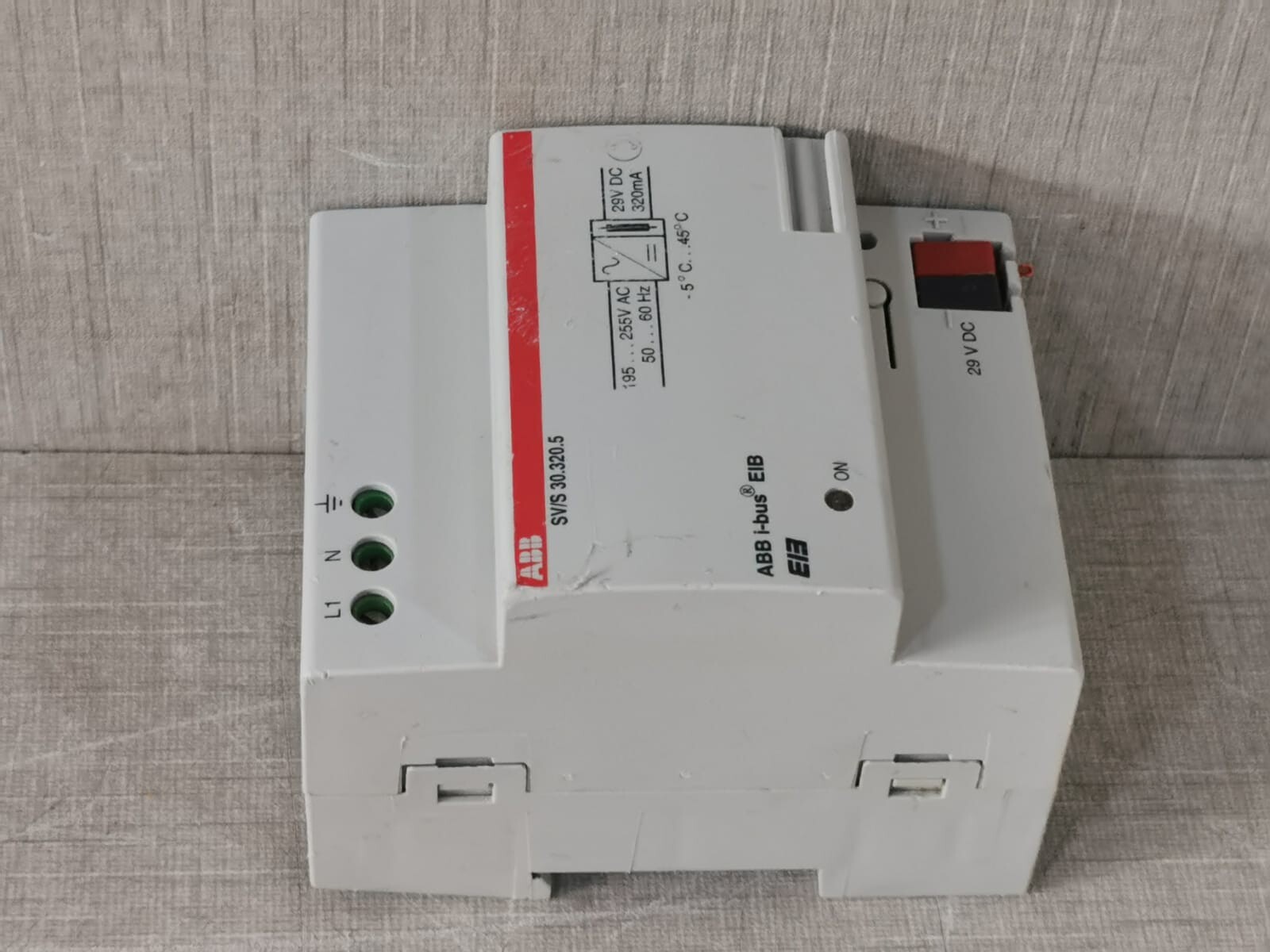 ABB GHQ6310038R0111 GHQ6310038R0111 ABB i-bus SV/S 30.320.5 Power Supply- 29 VDC 5