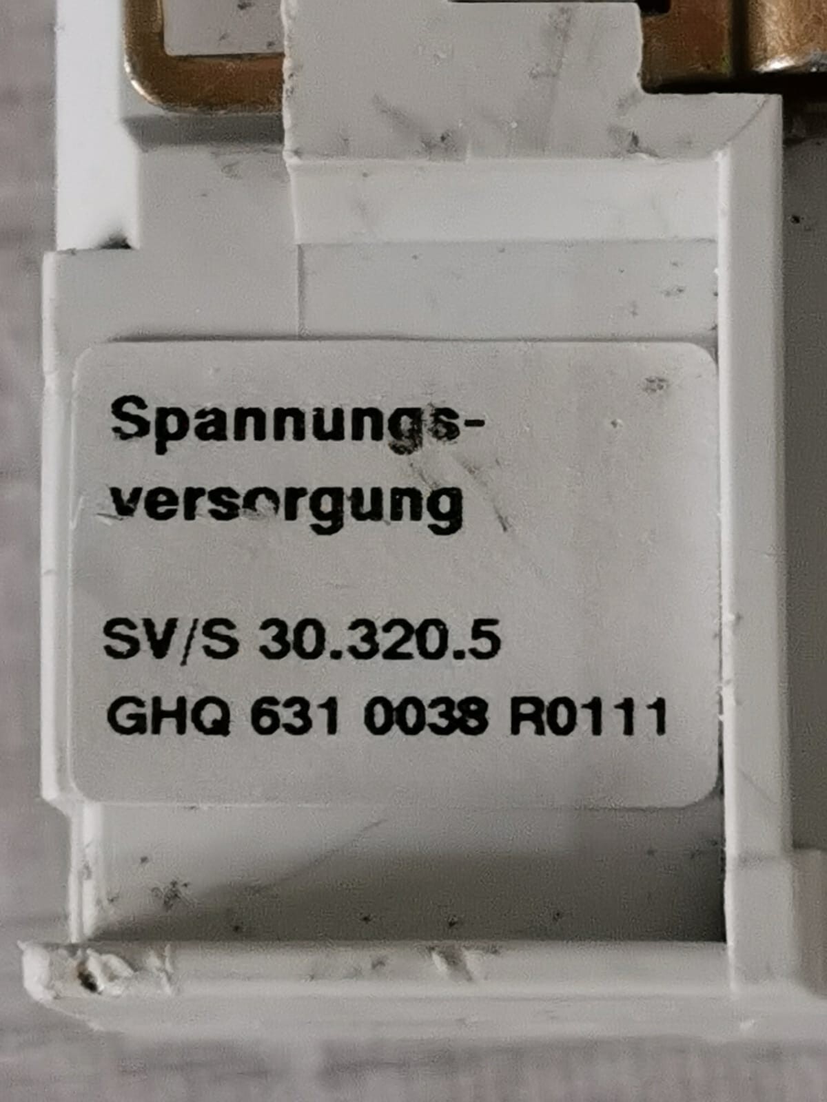 ABB GHQ6310038R0111 GHQ6310038R0111 ABB i-bus SV/S 30.320.5 Power Supply- 29 VDC 8