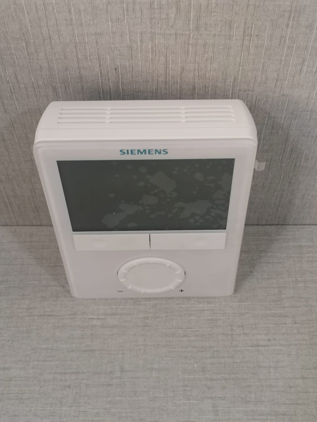 Siemens RDG100KN Siemens RDG100KN Room Thermostat -Without Back Cover 4