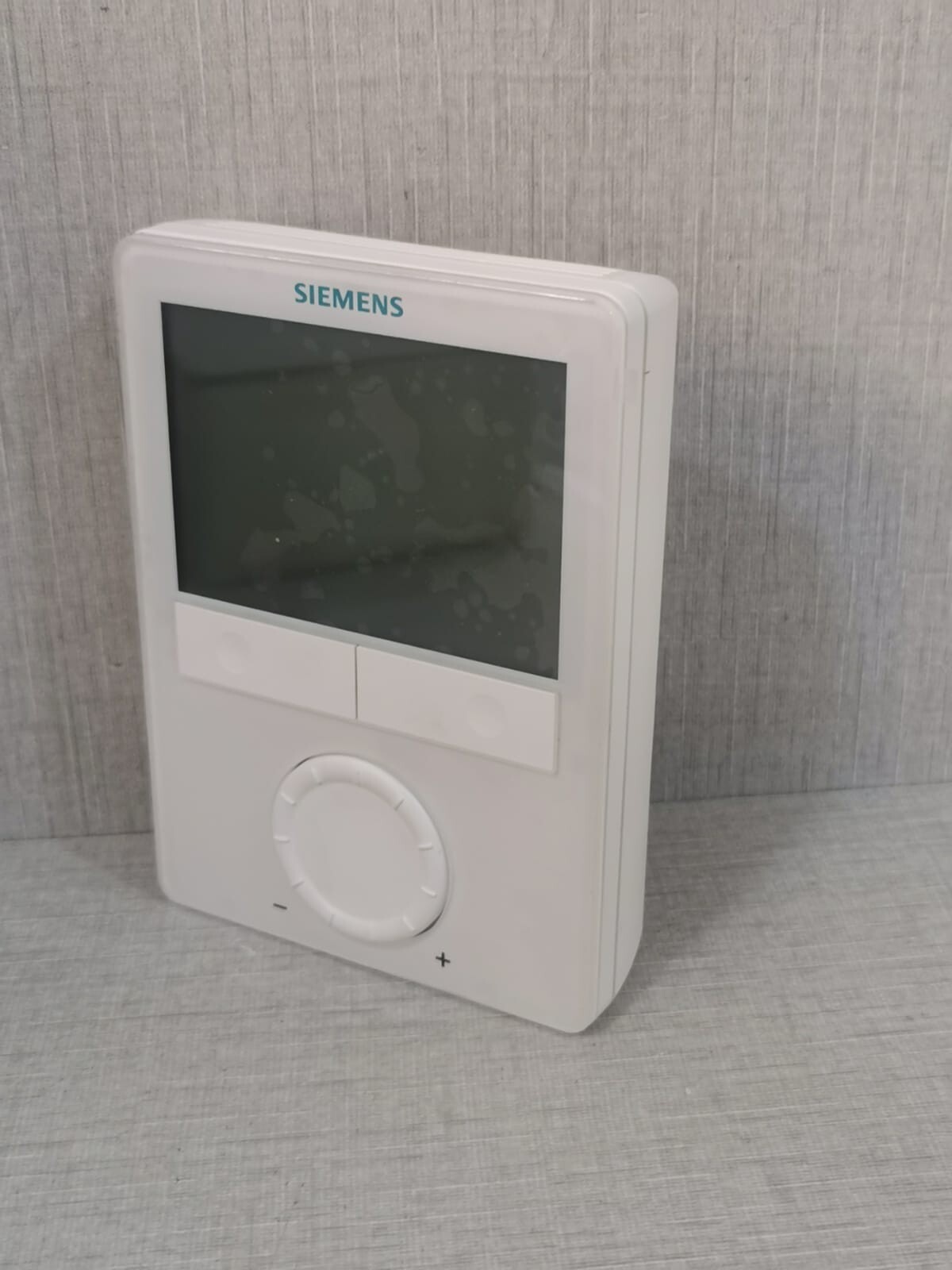 Siemens RDG100KN Siemens RDG100KN Room Thermostat -Without Back Cover 5