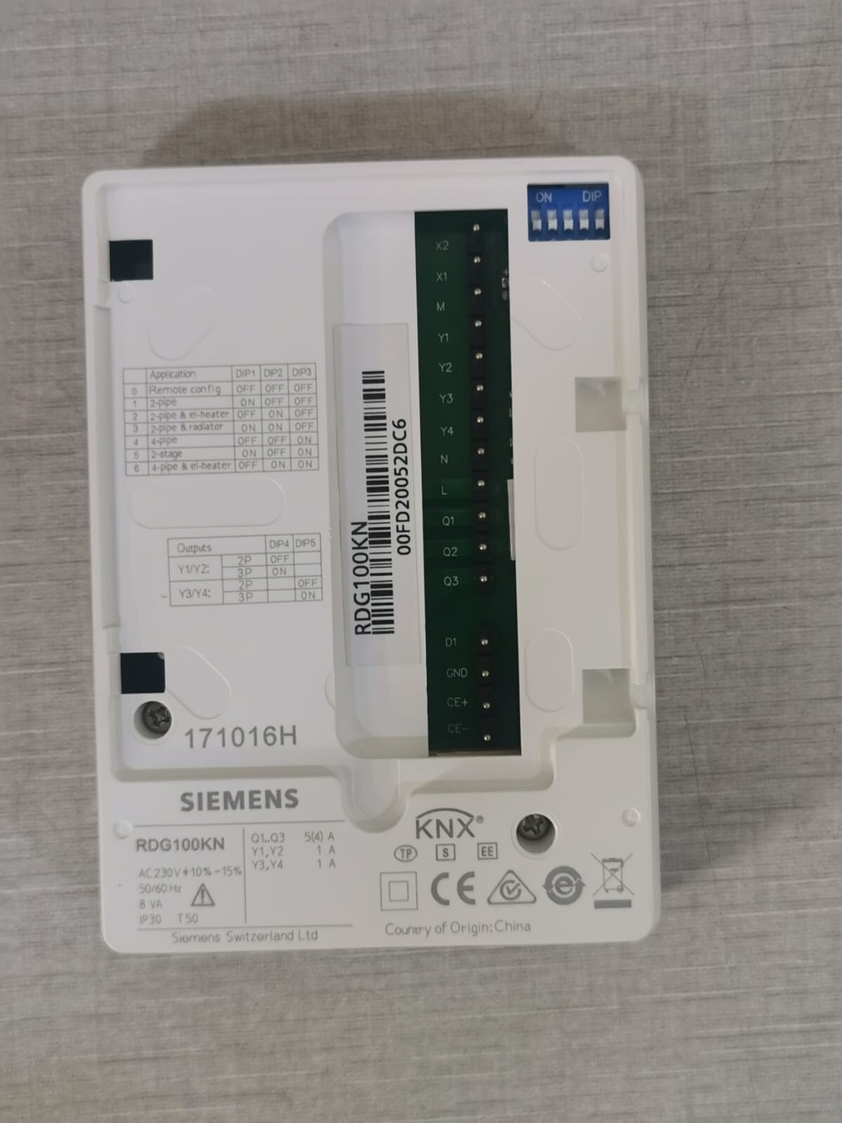 Siemens RDG100KN Siemens RDG100KN Room Thermostat -Without Back Cover 7