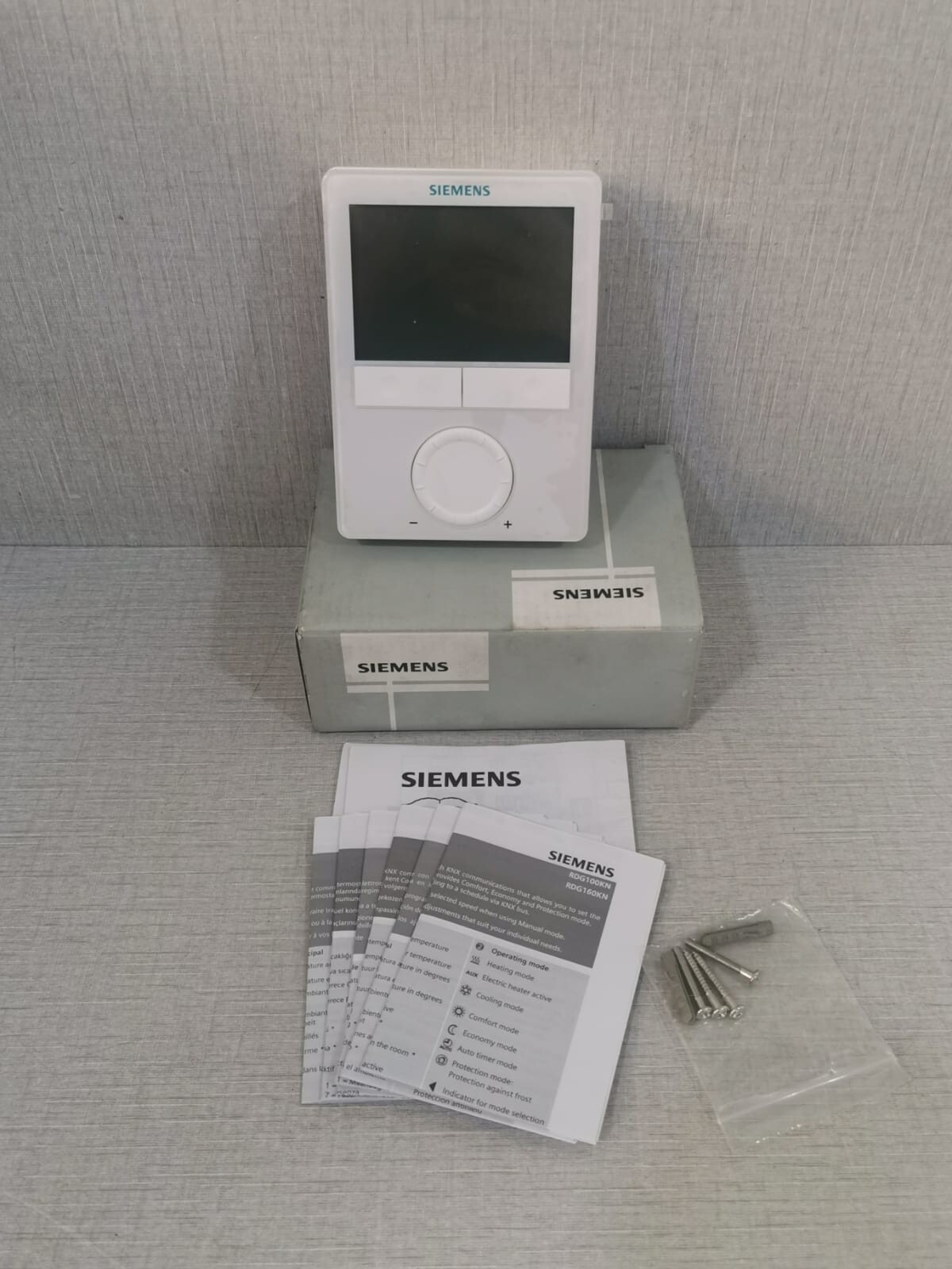 Siemens RDG100KN Room Thermostat -Without Back Cover