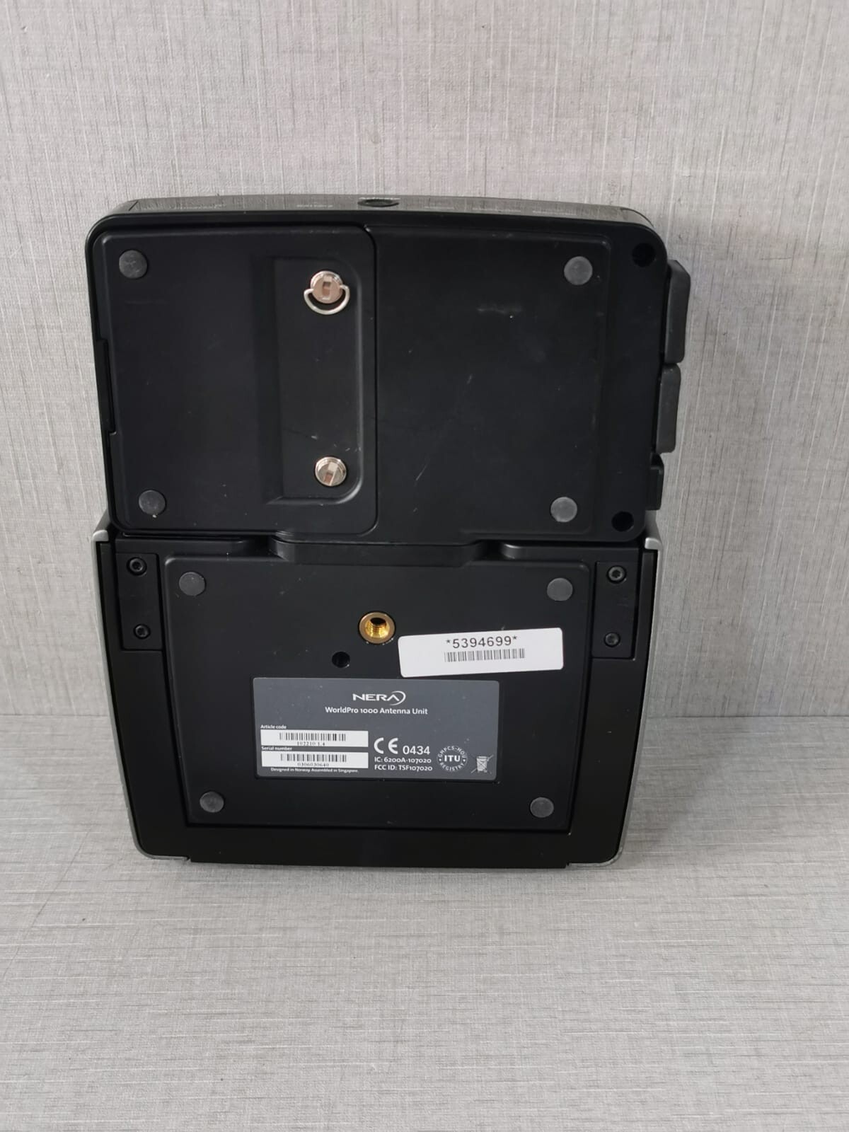 NERA WORLDPRO1000 NERA WorldPro 1000 Antenna Unit 9