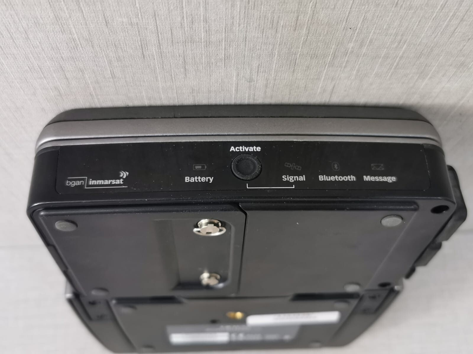 NERA WORLDPRO1000 NERA WorldPro 1000 Antenna Unit 10