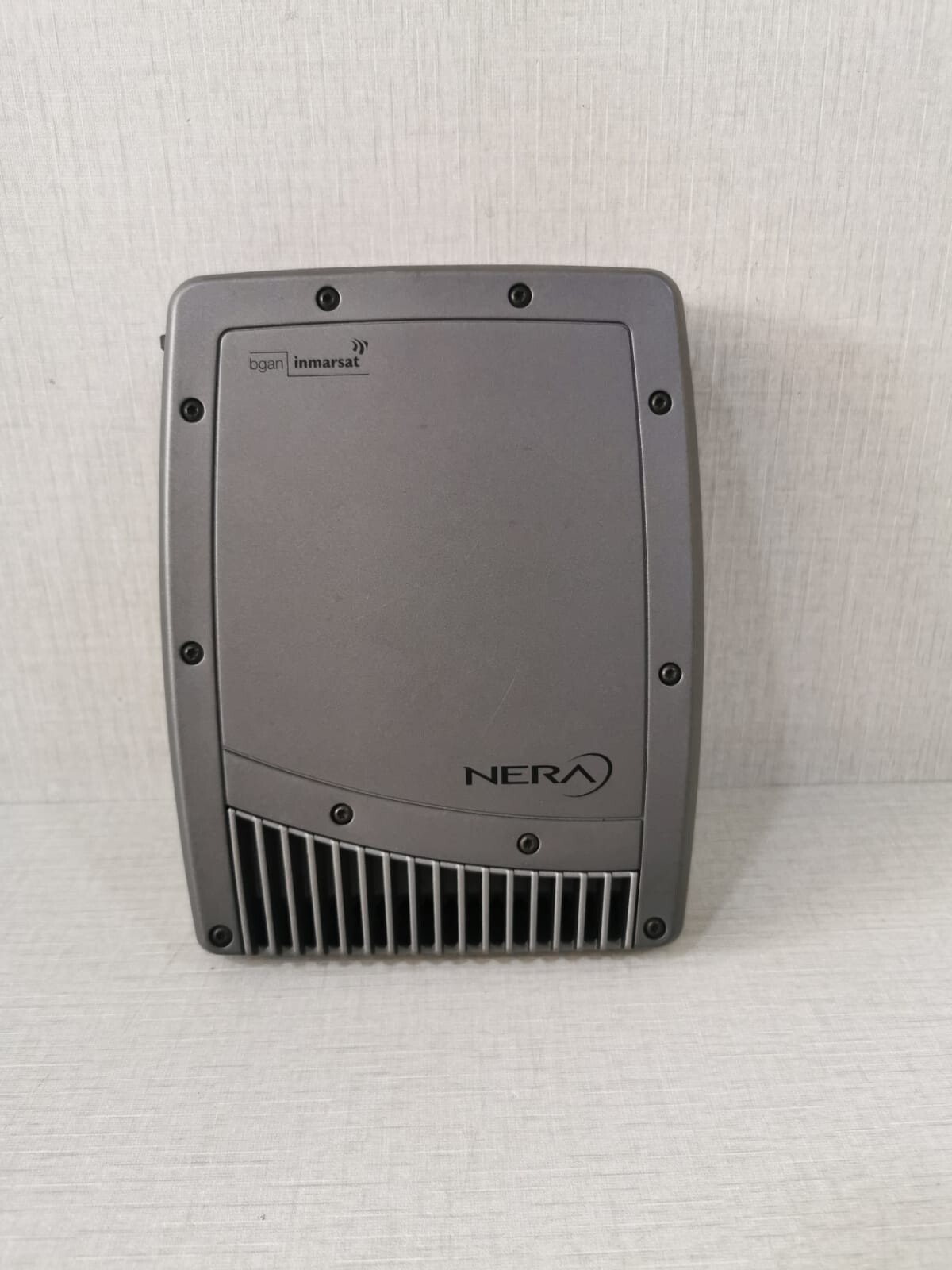 NERA WorldPro 1000 Antenna Unit