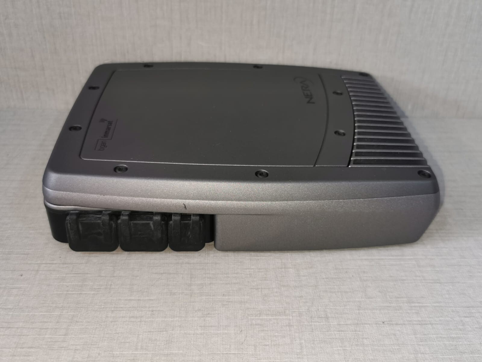 NERA WORLDPRO1000 NERA WorldPro 1000 Antenna Unit 10