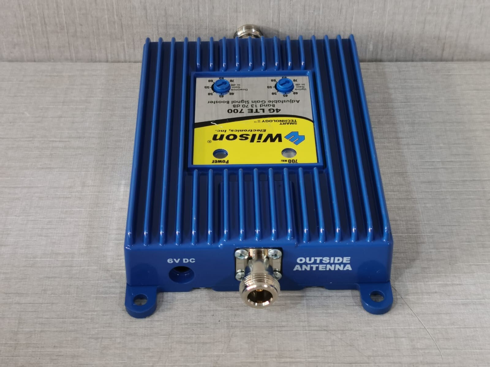 Wilson Electronics LTE-700 Wilson Electronics 271865 4G LTE 700 Adjustable Gain Signal Booster - Inc. Accs 6