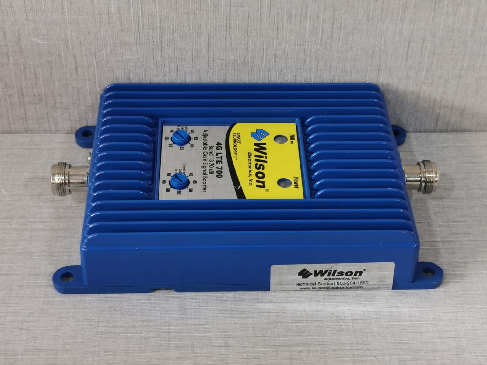 Wilson Electronics LTE-700 Wilson Electronics 271865 4G LTE 700 Adjustable Gain Signal Booster - Inc. Accs 9