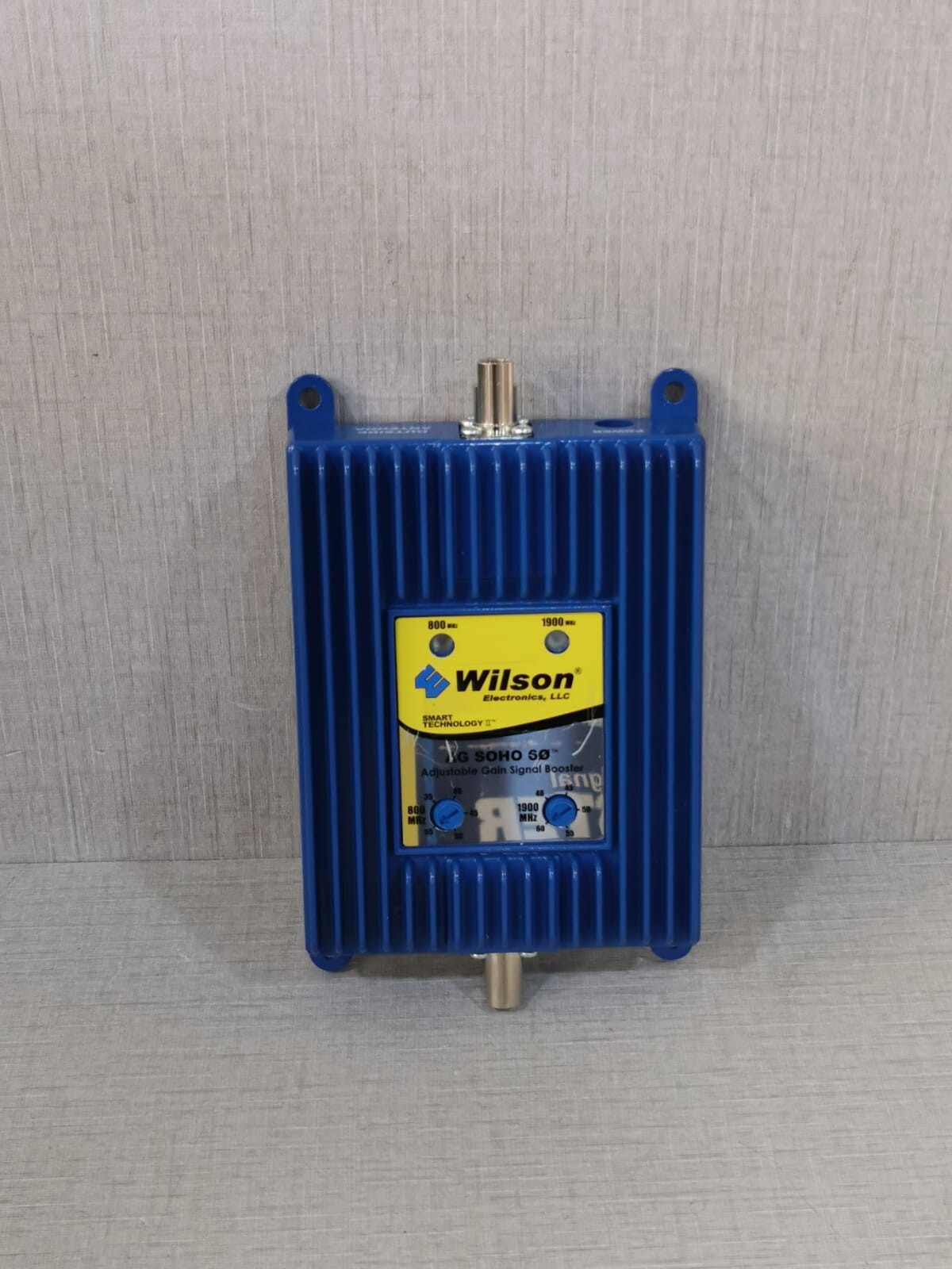Wilson Electronics SOHO-60 Wilson Electronics 271265 AG SOHO 60 Adjustable Gain Signal Booster 3