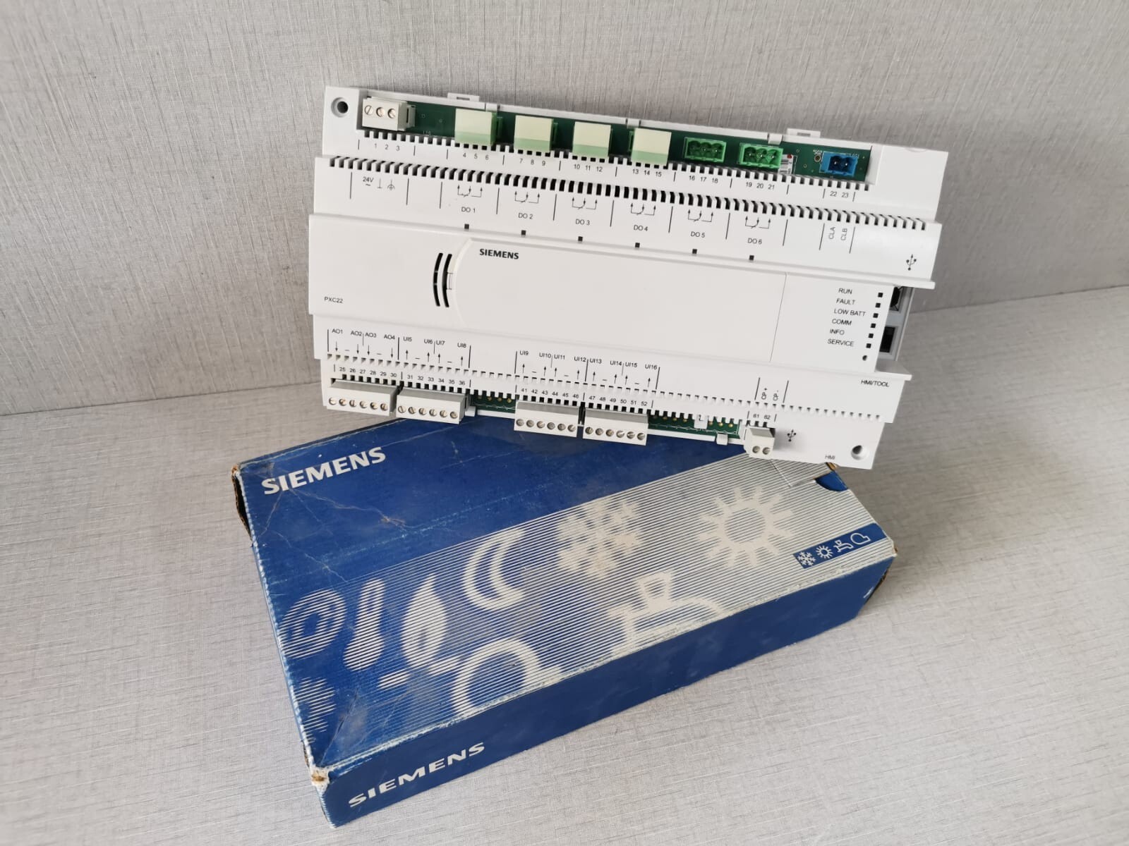 PXC22 SIEMENS PXC22.D DIGITAL COMPACT CONTROLLER