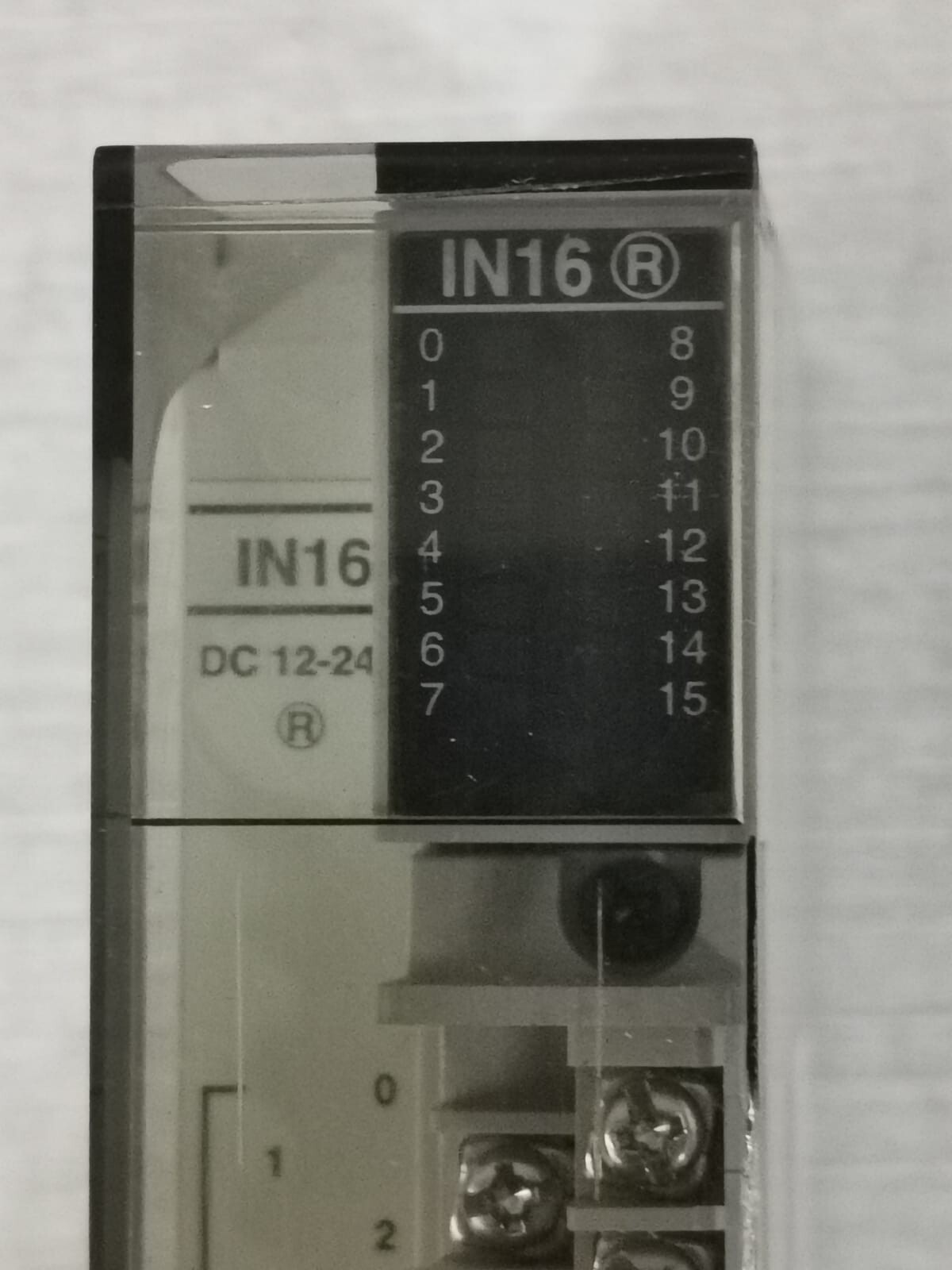 Cutler-Hammer D320DIM1624D Cutler-Hammer D320DIM1624D, 24V Input 16pt 3