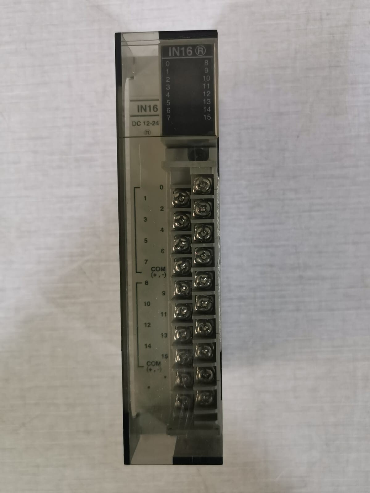 Cutler-Hammer D320DIM1624D Cutler-Hammer D320DIM1624D, 24V Input 16pt 4