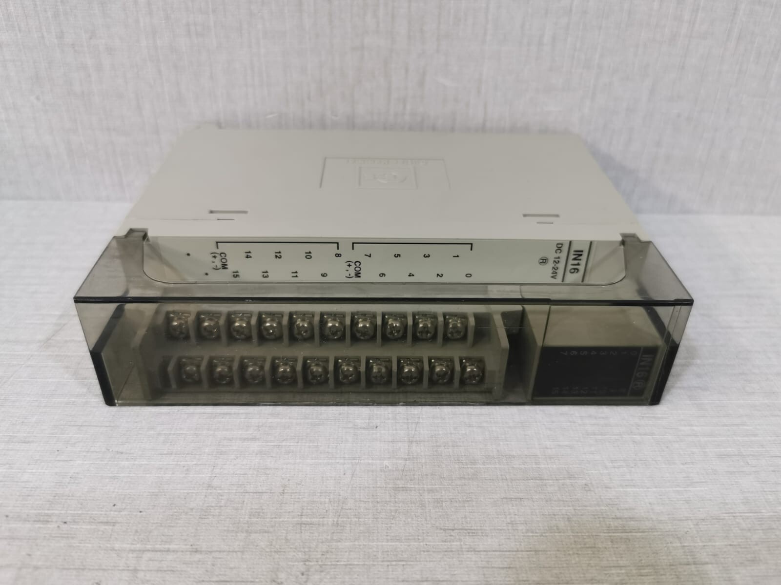 Cutler-Hammer D320DIM1624D Cutler-Hammer D320DIM1624D, 24V Input 16pt 10